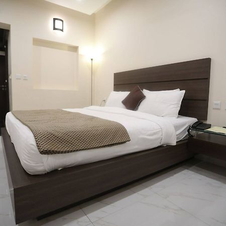 Hotel Residency Jalandhar Exterior photo